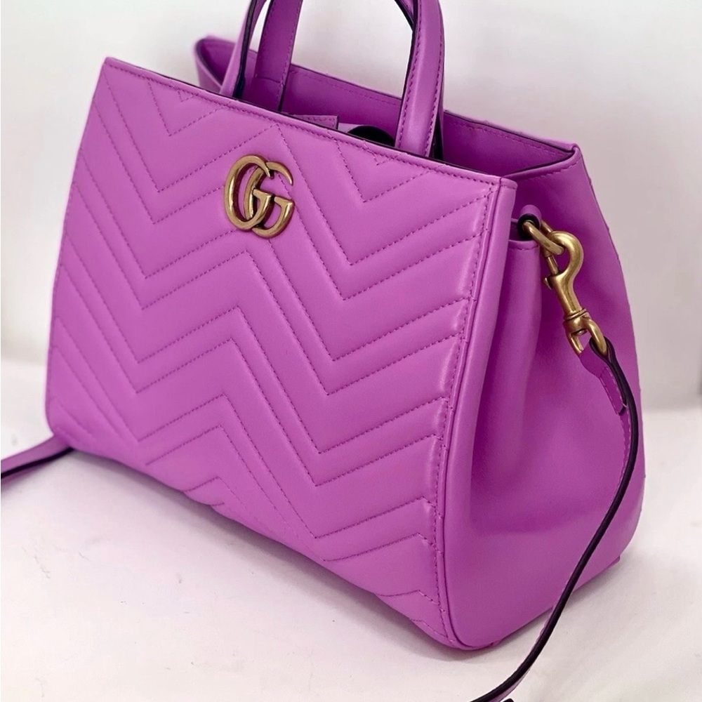 Gucci GG Marmont Top Handle
Small Matelasse Handbag Excellent Condition - Picture 7 of 15